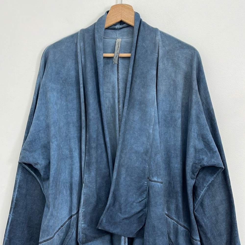 Elegant Blue Women's Cardigan - Picture 3 of 14
